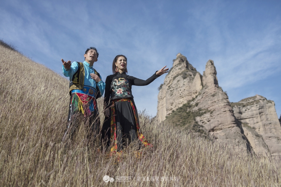与花儿王子面对面 探访花儿圣地莲花山 图文：陈俊林