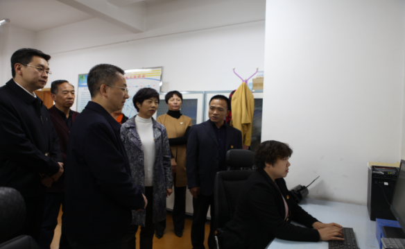 QQ图片20181012102605.png