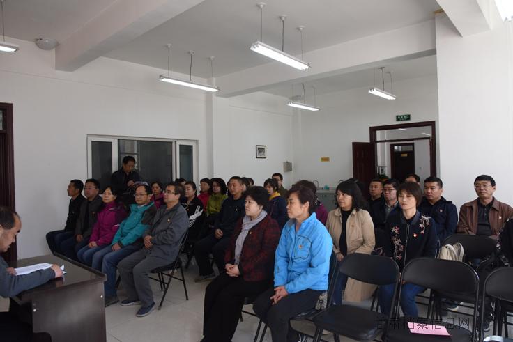 认真学习.jpg