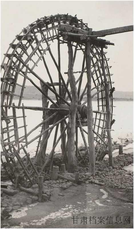 4.兰州水车.jpg
