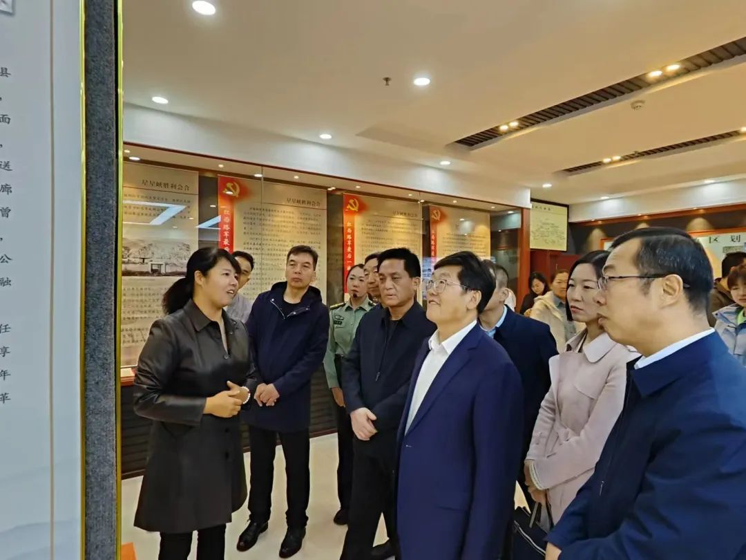 参观照片9.jpg